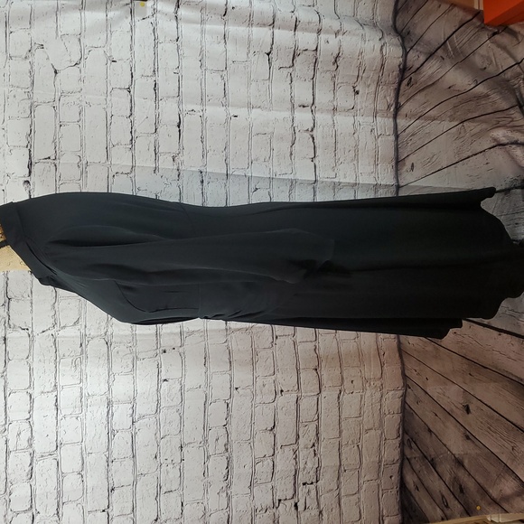 BCBGMaxAzria Black Midi 3/4 Sleeve Dress Size 6 - Picture 8 of 12